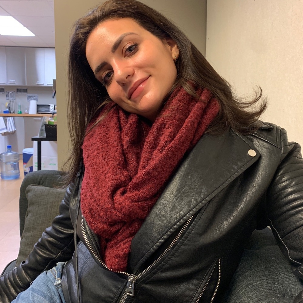 Meet your Posher, Gina